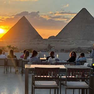 Pyramids Hotel